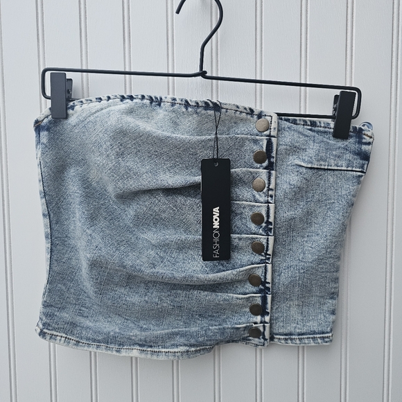 Fashion Nova Tops - NEW Fashion Nova Women's Blue Denim Tube Top MEDIUM